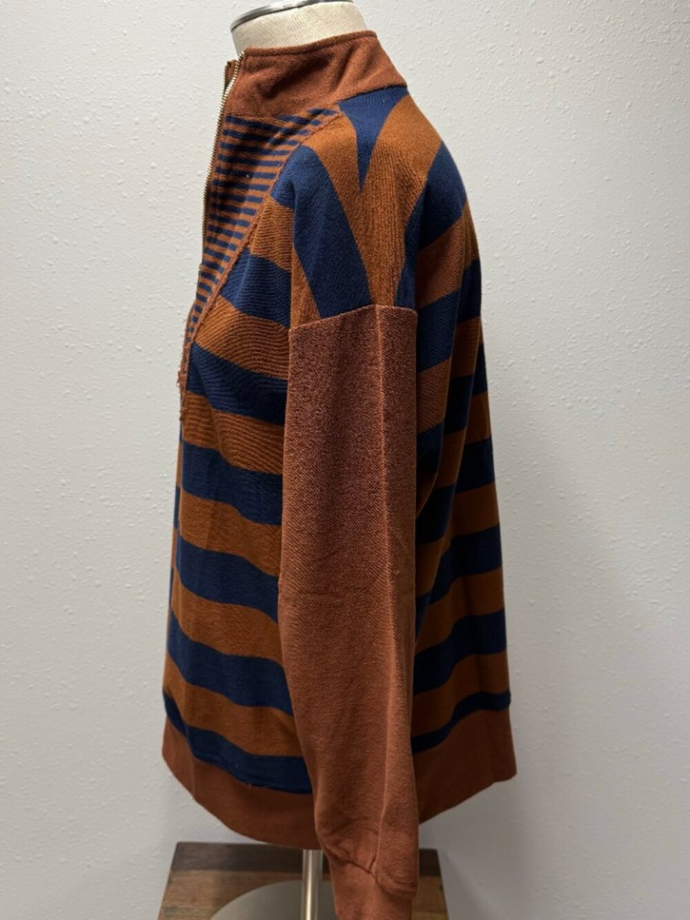 *NEW* Umgee Striped Half Zip Top - Picture 5 of 9